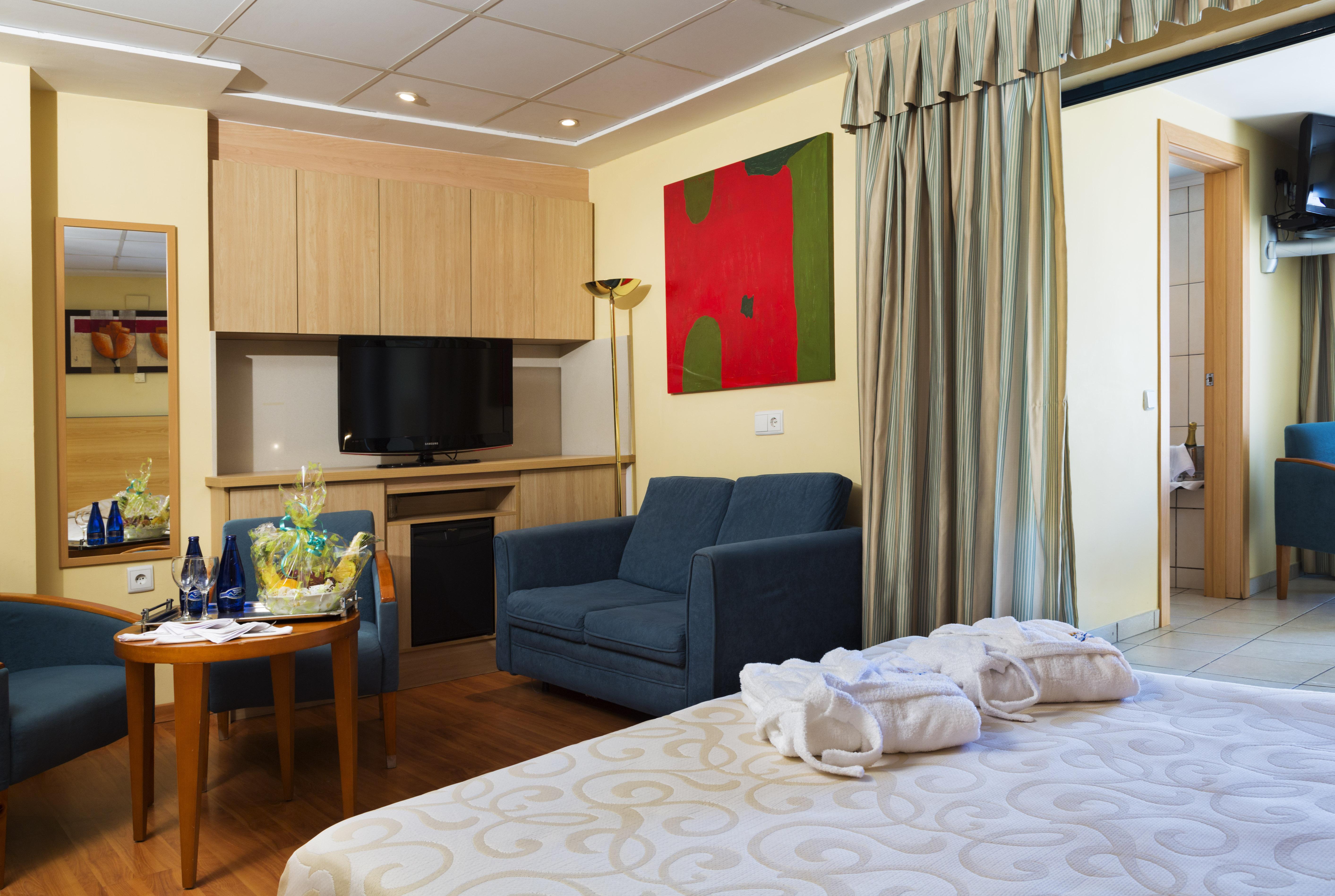 Hotel Rh Arena กันดิอา ภายนอก รูปภาพ