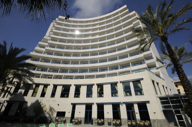 Hotel Rh Arena กันดิอา ภายนอก รูปภาพ