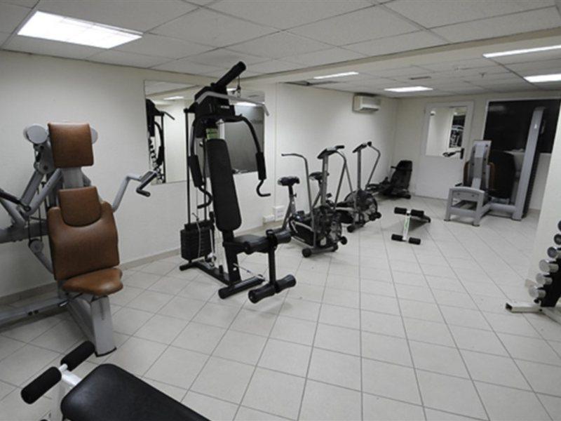 Hotel Rh Arena กันดิอา ภายนอก รูปภาพ